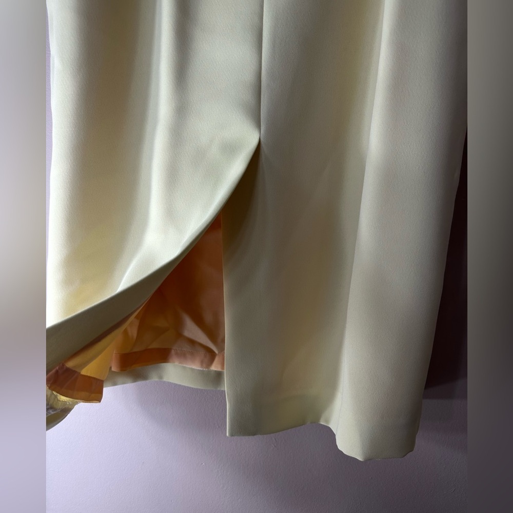 Lily & Taylor New York yellow size 16 skirt made in the u.s.a - Picture 4 of 4